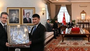 Kazakistan Cumhuriyeti İstanbul Başkonsolosu Nuriddin Amankul, Vali Ünlü’yü Ziyaret Etti