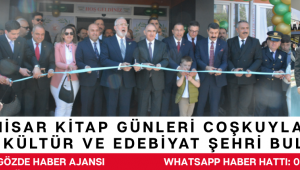 Akhisar Kitap Günleri Coşkuyla Başladı: Kültür ve Edebiyat Şehri Buluştu
