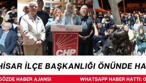 CHP Akhisar İlçe Başkanlığı Önünde Hareketli Saatler