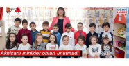 Akhisarlı minikler vatan kahramanlarını unutmadı
