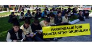 Farkındalık için parkta kitap okudular !